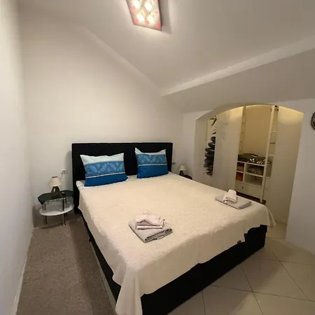 Seafront Apartment Bakar