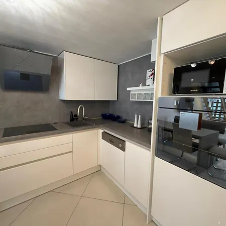 Seafront Apartment Bakar